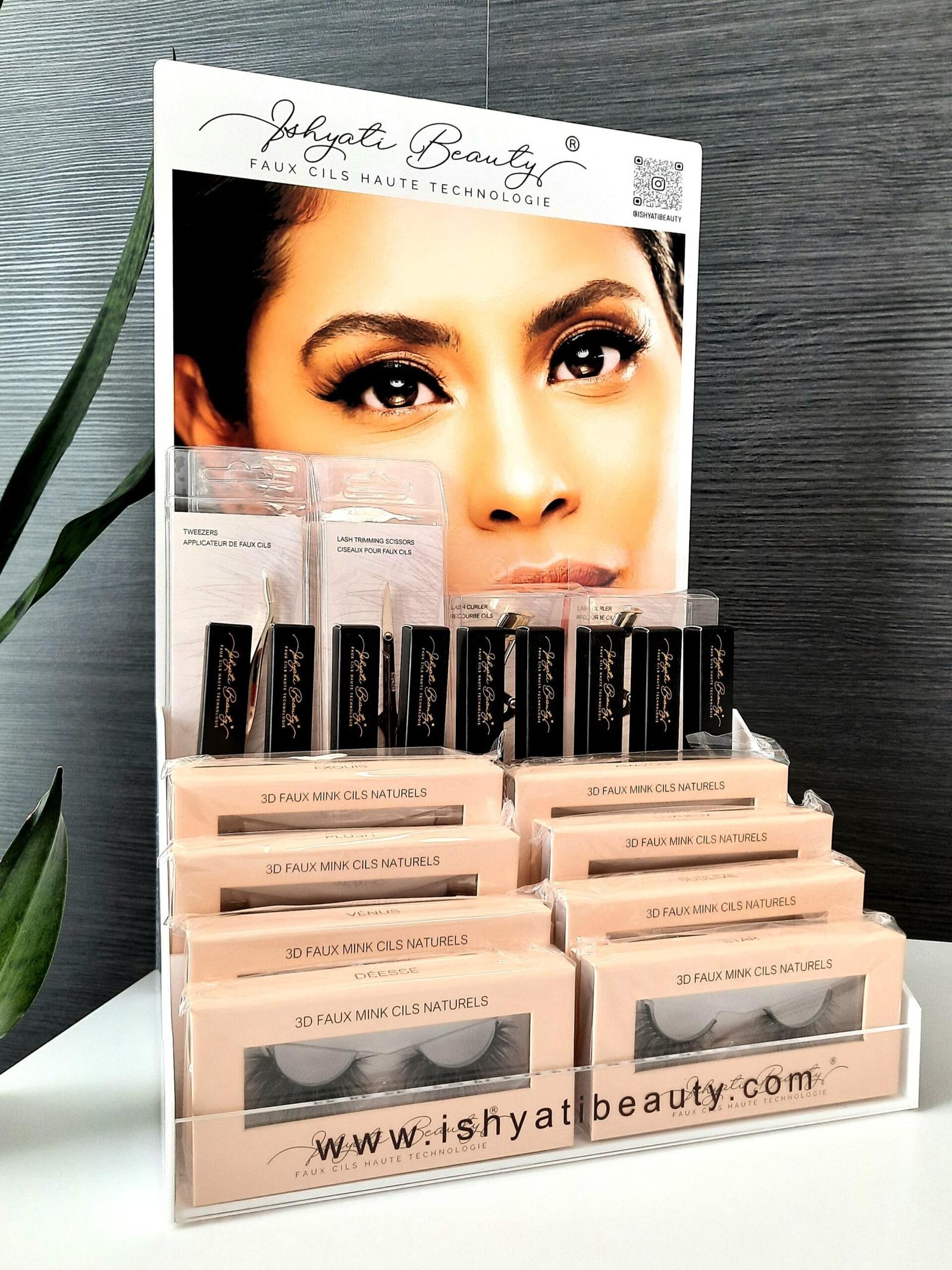 Photo en détail d'un Présentoir de Faux Cils par Ishyati Beauty une boutique en ligne basé à la Réunion 974