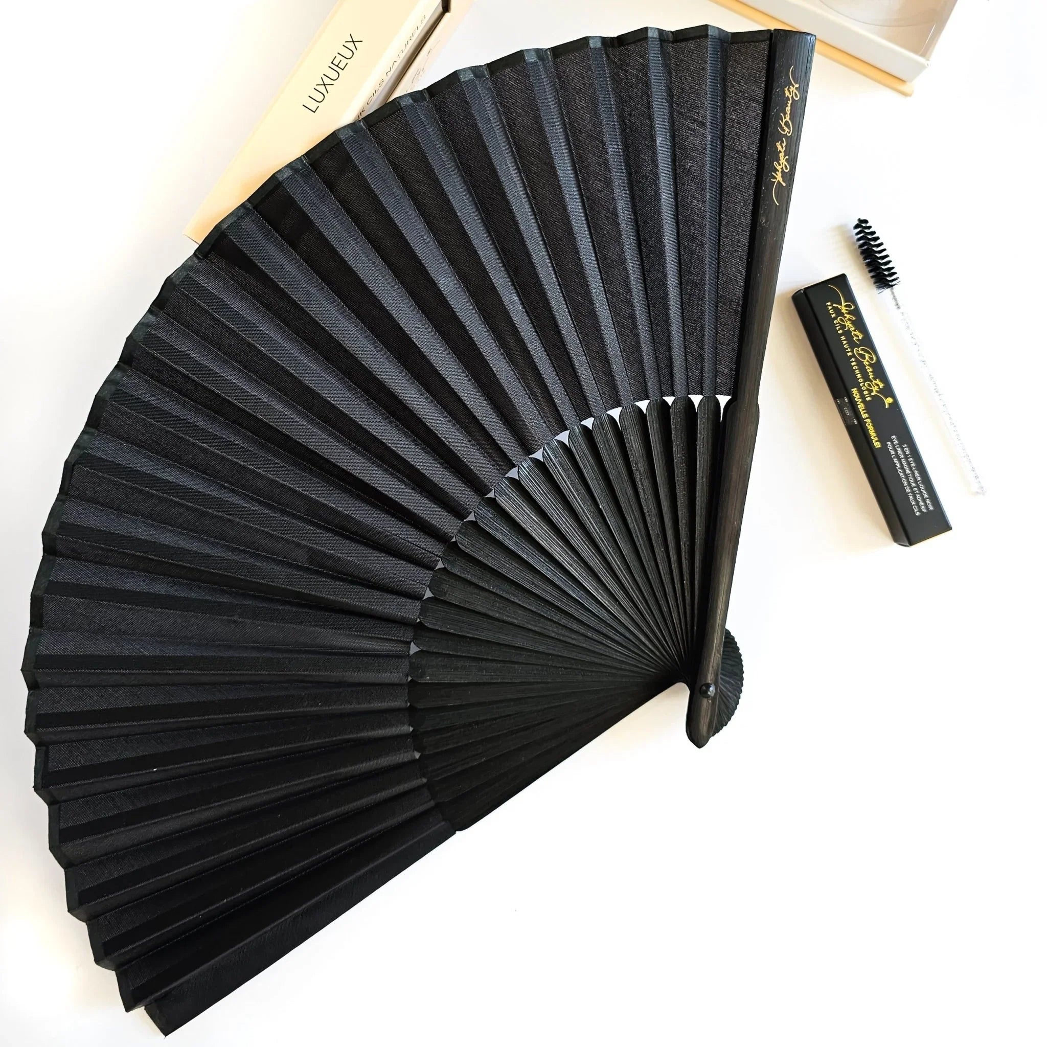 Eventail en Soie et Bambou Ishyati Beauty - Ishyati Beauty