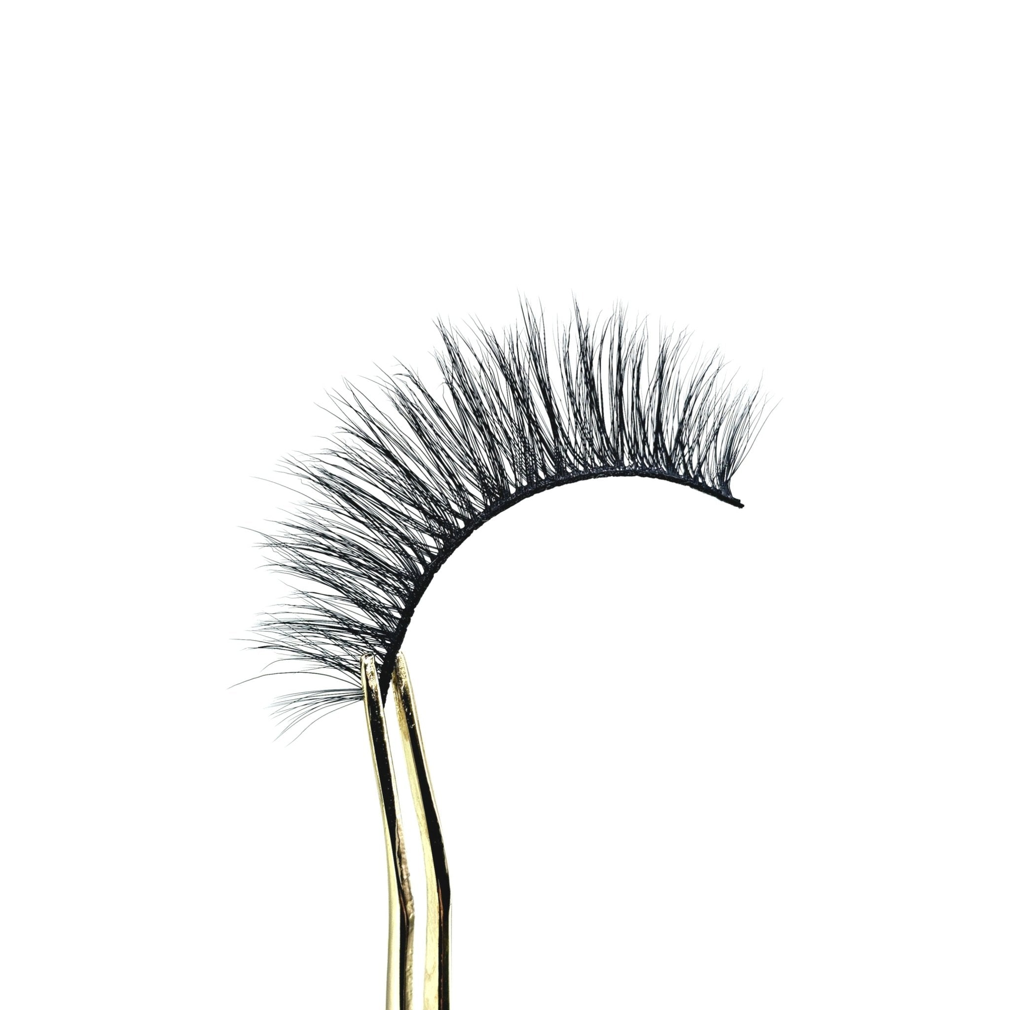 Faux Cils Naturels AUDACE - Effet Oeil De Biche - Ishyati Beauty