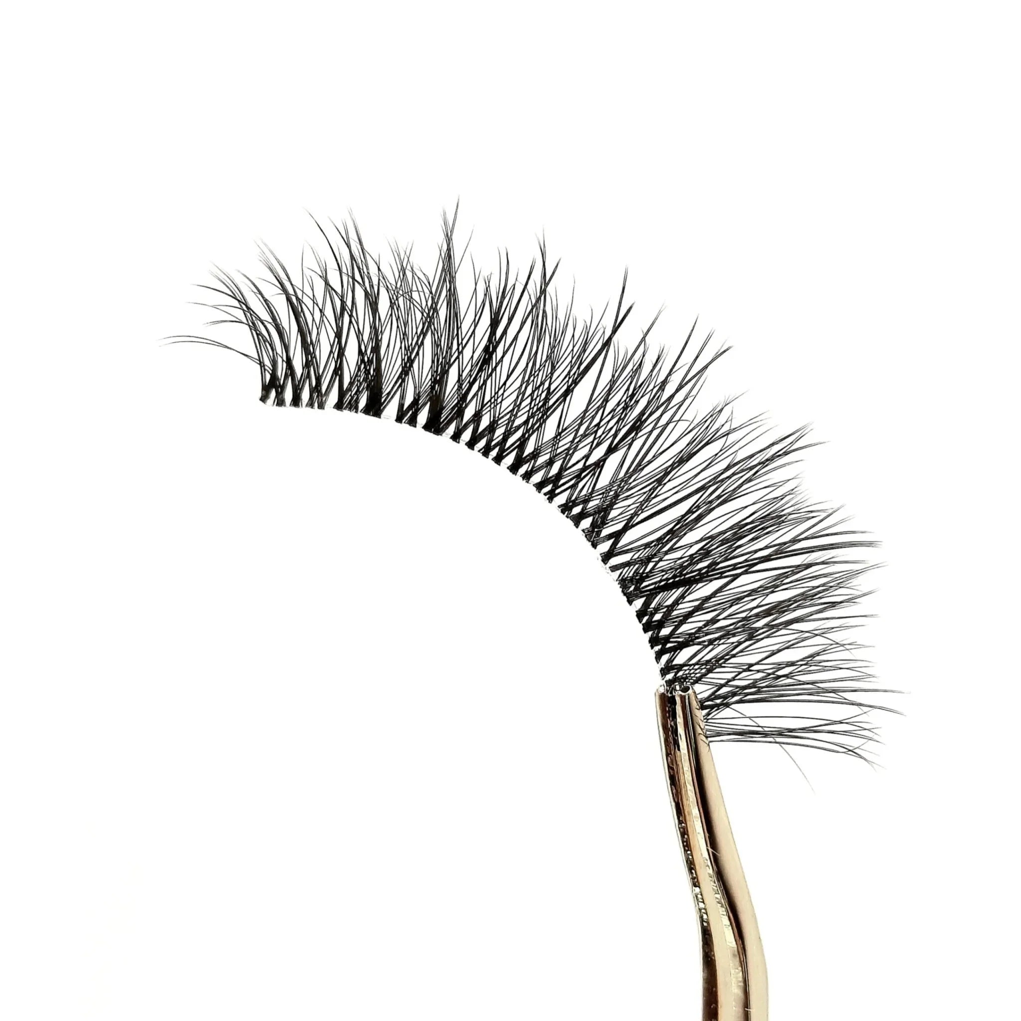 Faux Cils Bande Invisible CHARME - Effet Oeil de Chat - Ishyati Beauty