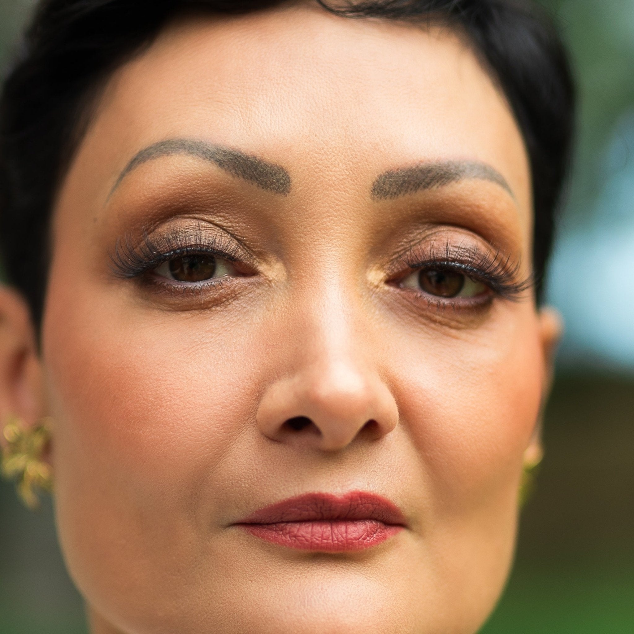 Faux Cils Naturels SUBTIL - Effet Oeil de Chat - Ishyati Beauty