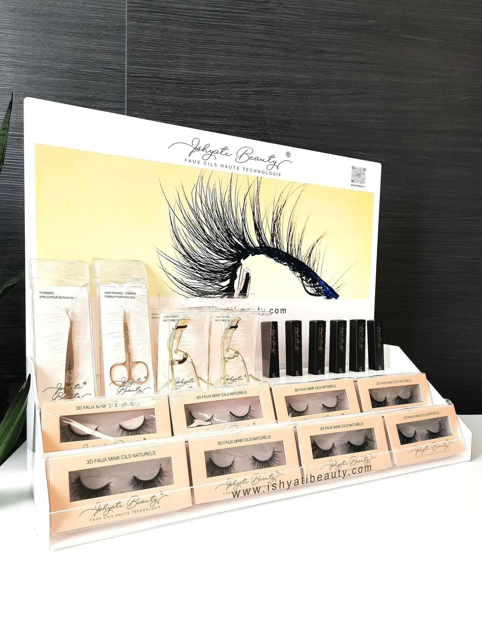 Présentoir de comptoir des faux cils et accessoires. - Ishyati Beauty