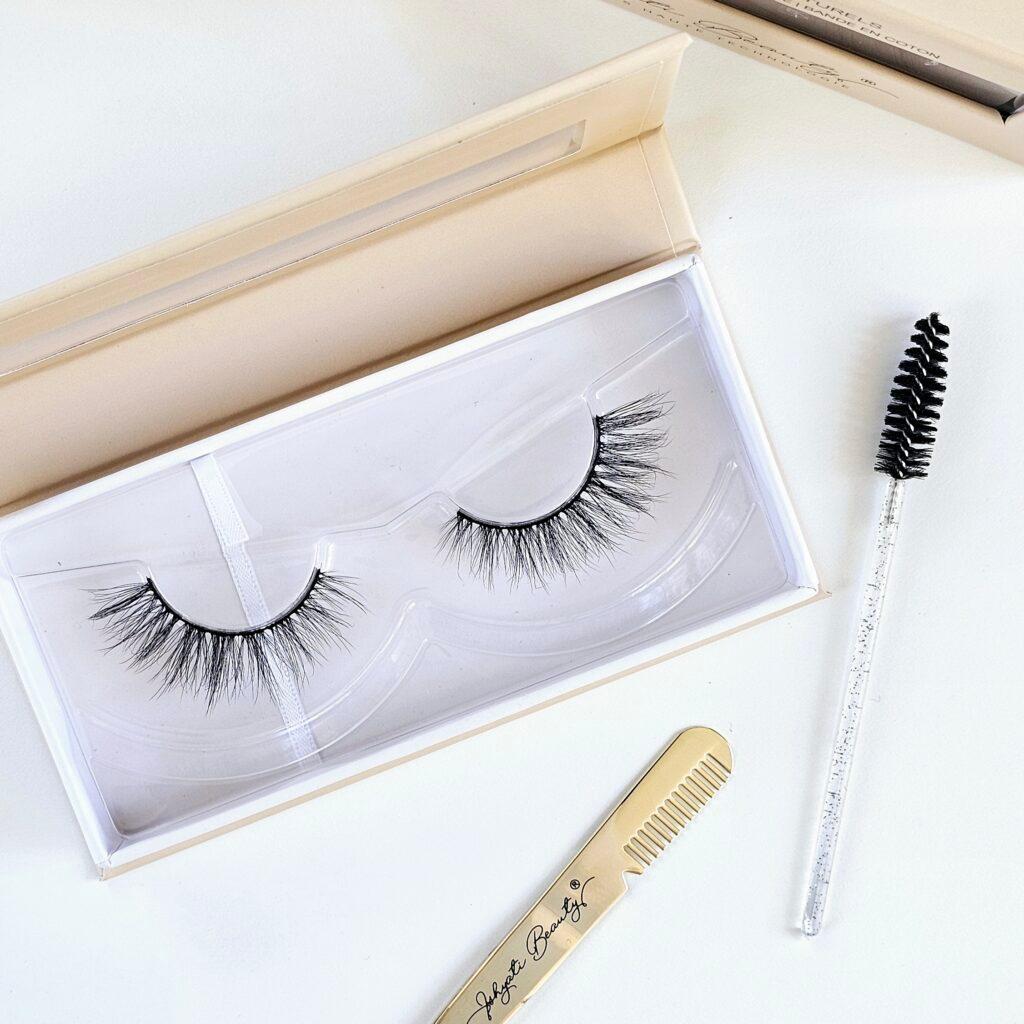 Faux Cils Naturels SUBTIL – Effet Oeil de Chat